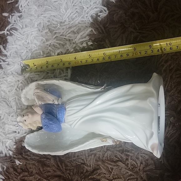 Cartes Carlton Cards musical ANGEL figurine Oh Holy Night very good condition - Picture 6 of 6